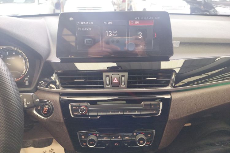 宝马X1 2022款 sDrive25Li 领先型中控内饰16