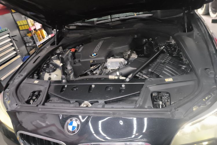 宝马5系 2014款 525Li 豪华设计套装局部细节24