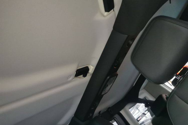 北京BJ40 2024款 2.0D 刀锋英雄荣耀版局部细节22