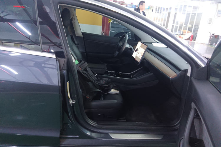 特斯拉 Model 3 2020款 改款 标准续航后驱升级版局部细节41