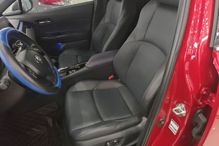 丰田C-HR 2020款 2.0L 领先版中控内饰19