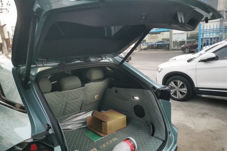 深蓝汽车 深蓝S07 2024款 520Max 纯电版局部细节23