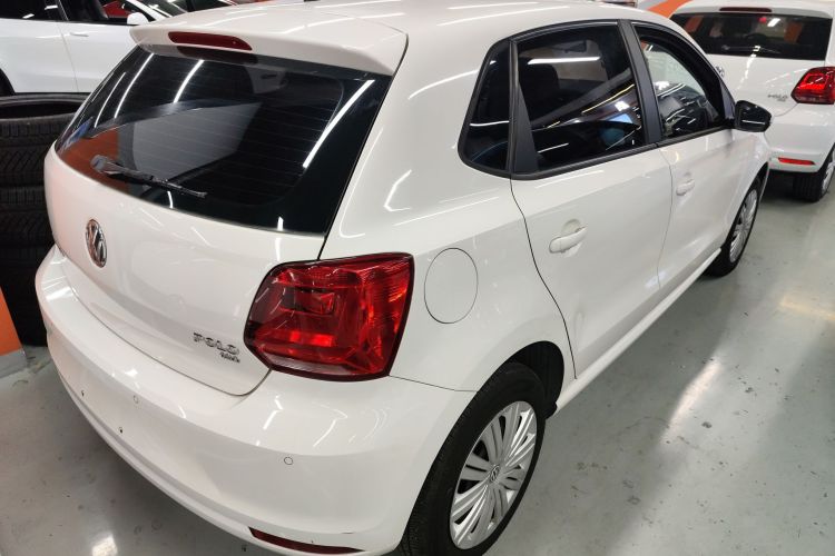 大众 Polo 2016款 1.6L 自动舒适型车身外观7