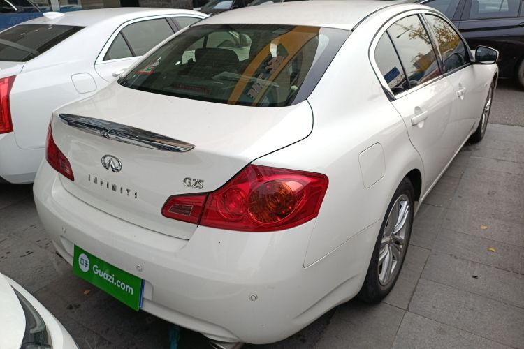 英菲尼迪G系 2013款 G25 Sedan 豪华运动版车身外观7