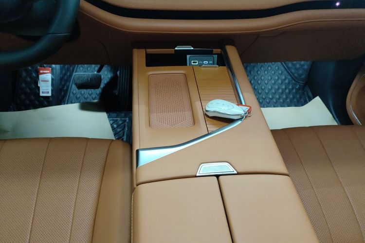 魏牌 蓝山 2025款 四驱 Ultra局部细节18