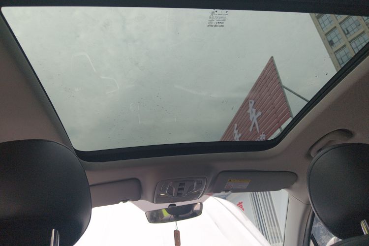 荣威RX5 MAX 2021款 Supreme系列 300TGI 自动豪华座舱版局部细节22