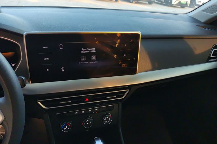 大众 朗逸 2023款 1.5L 自动得逸版中控内饰16
