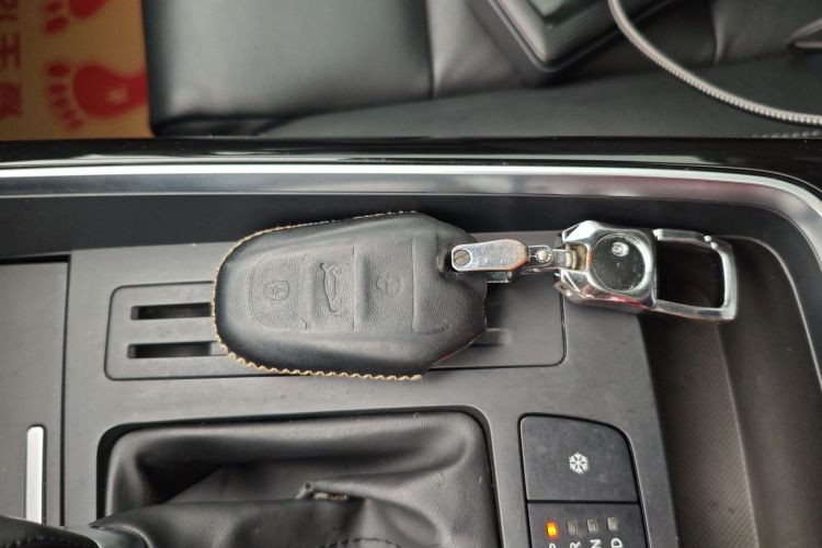 雪铁龙C5 2017款 350THP 自动豪华型中控内饰11