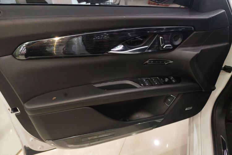 凯迪拉克CT6 2017款 28T 豪华型中控内饰7007