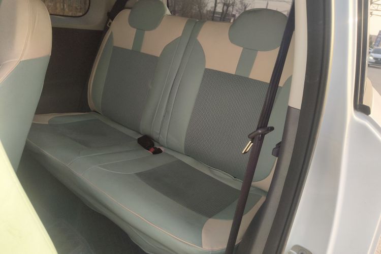 长安启源 长安Lumin 2025款 205km 香沁款中控内饰21