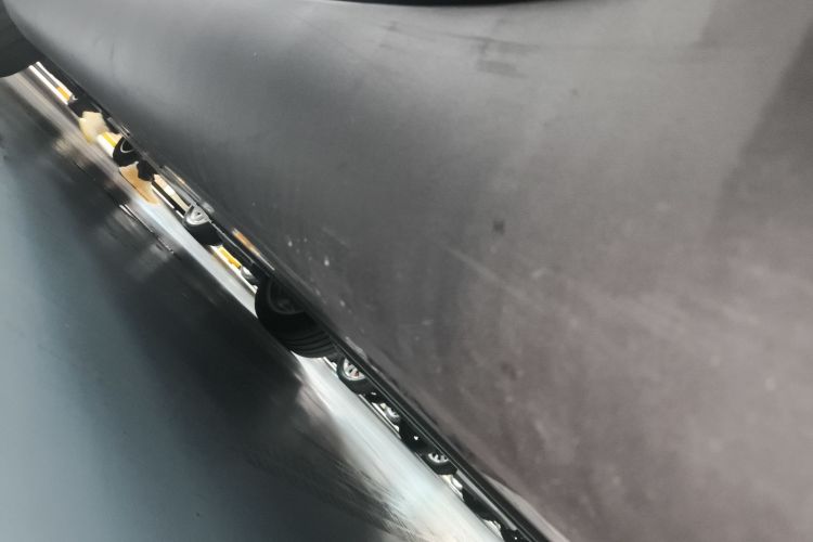 特斯拉 Model Y 2022款 后轮驱动版机舱底盘30