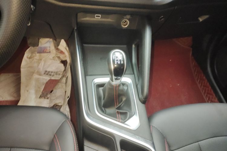 吉利汽车 远景X3 2021款 PRO 1.5L 手动精英型中控内饰18