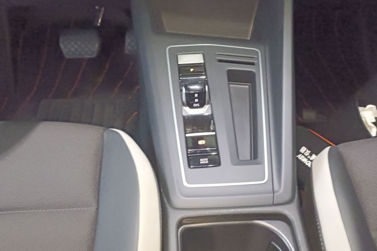 大众 高尔夫 2023款 改款 280TSI DSG Pro局部细节18