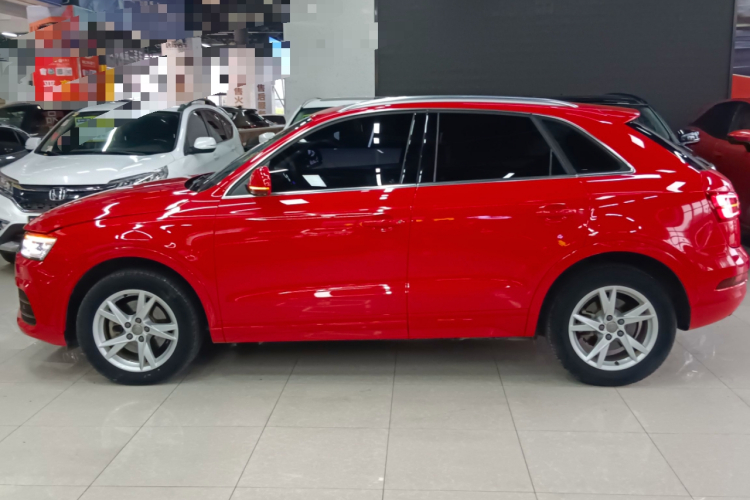 奥迪Q3 2016款 30 TFSI 时尚型车身外观4