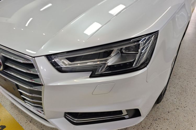 奥迪A4L 2018款 30周年年型 40 TFSI 时尚型局部细节36