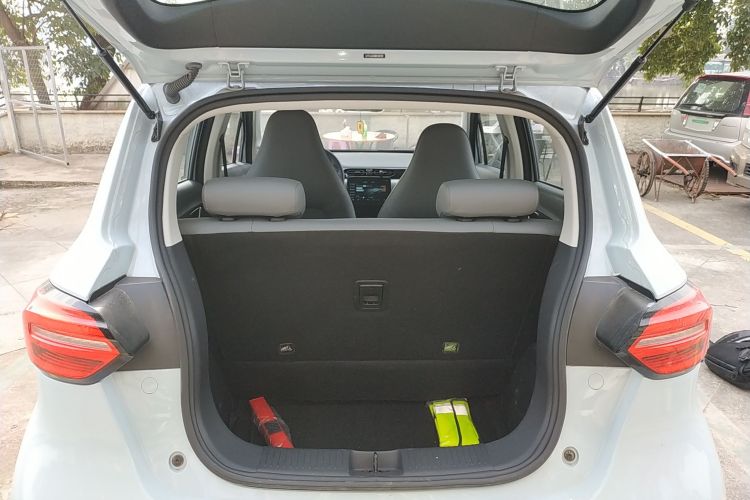 零跑汽车 零跑T03 2024款 310舒享版机舱底盘23