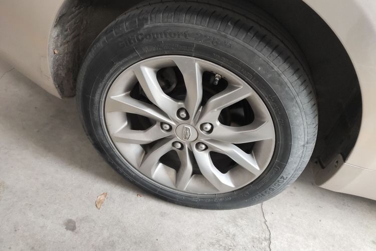 吉利汽车 帝豪GL 2017款 1.8L 手动精英型车身外观6008