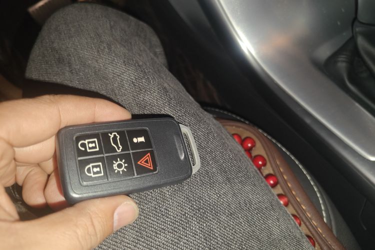 沃尔沃XC60 2017款 T5 AWD 智远升级版中控内饰7001