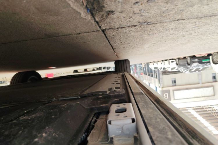 比亚迪 夏 2025款 DM-i 1.5T 180km 超越型局部细节9002