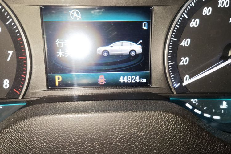 别克 英朗 2016款 15N 自动精英型中控内饰15