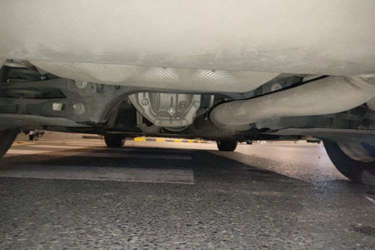 宝马3系 2021款 320Li M运动套装局部细节9009