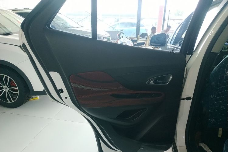 别克 昂科拉 2015款 1.4T 手动两驱都市进取型中控内饰7008