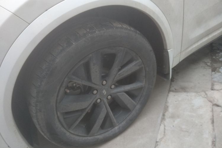 理想汽车 理想L7 2023款 Pro车身外观6007