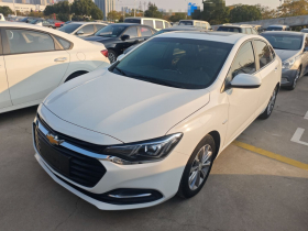 雪佛兰 科鲁泽 2022款 320 自动悦享天窗版