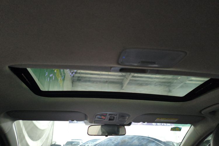 现代 领动 2020款 1.5L CVT智炫·精英型局部细节22