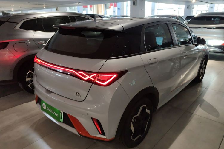 比亚迪 海豚 2021款 405km 时尚版车身外观7