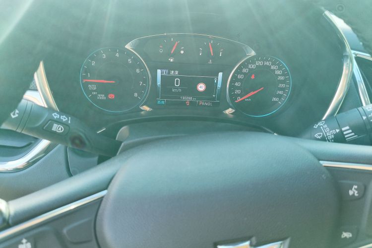 雪佛兰 探界者 2018款 RS 550T 自动四驱捍界版中控内饰14