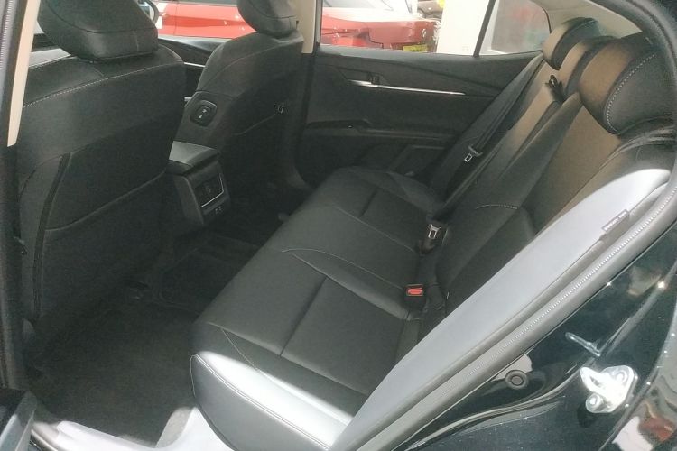 丰田 凯美瑞 2026款 2.0GVP 豪华版中控内饰21