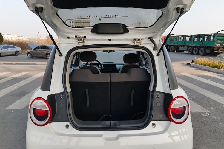 长安启源 长安Lumin 2023款 205km 香沁款机舱底盘23