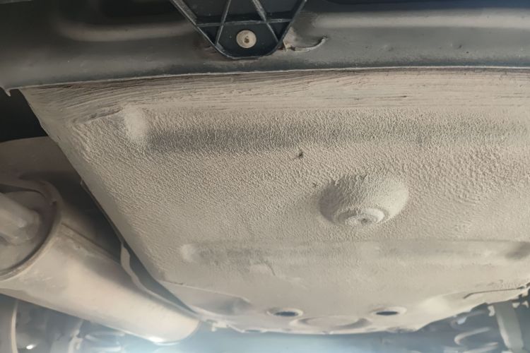 大众 朗逸 2013款 1.6L 自动舒适版局部细节9009