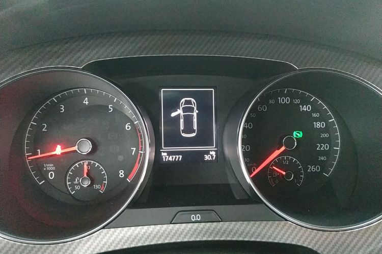 大众 高尔夫·嘉旅 2019款 280TSI 自动好奇型 国VI局部细节14