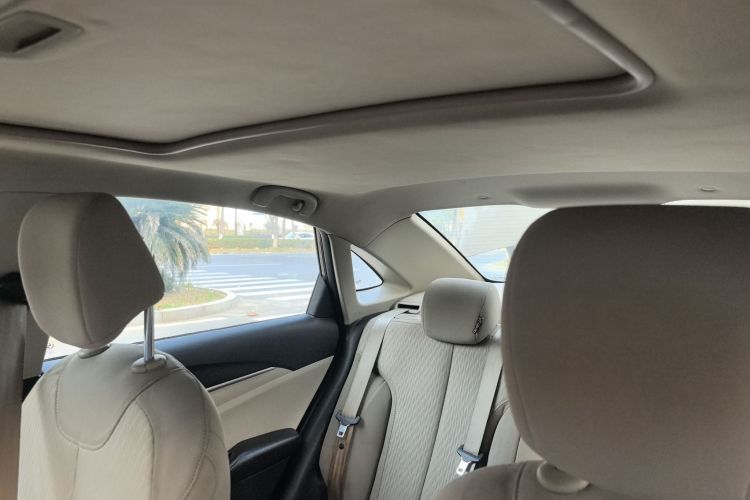 别克 英朗 2015款 15N 自动精英型中控内饰22