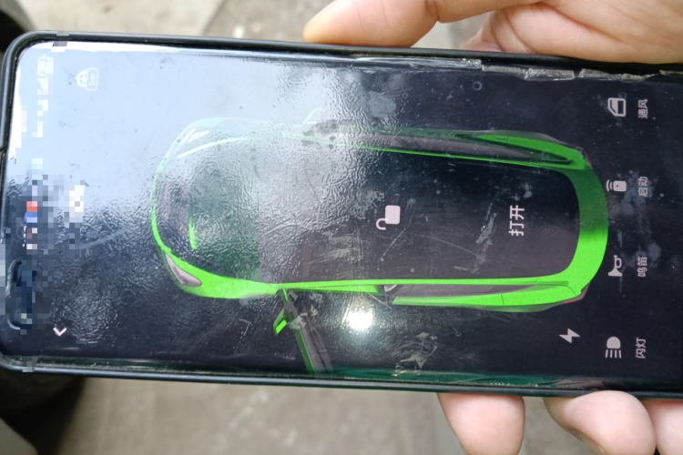 特斯拉 Model 3 2022款 后轮驱动版中控内饰7001