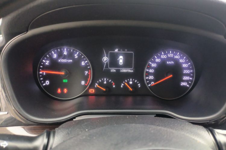 起亚K4 2017款 1.8L 自动GLS Special中控内饰14