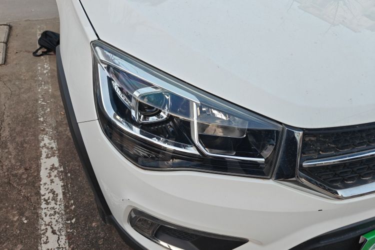 奇瑞 瑞虎3X 2020款 质享版 1.5L CVT尊贵版车身外观8