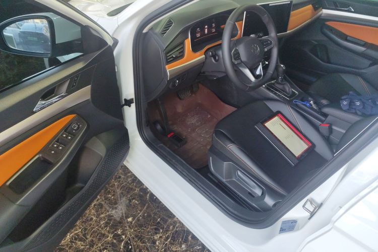 大众 宝来 2025款 200TSI DSG悦行导航版中控内饰7003