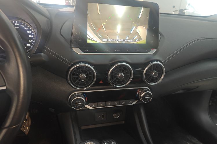 日产 轩逸 2021款 1.6L XL CVT悦享版中控内饰16