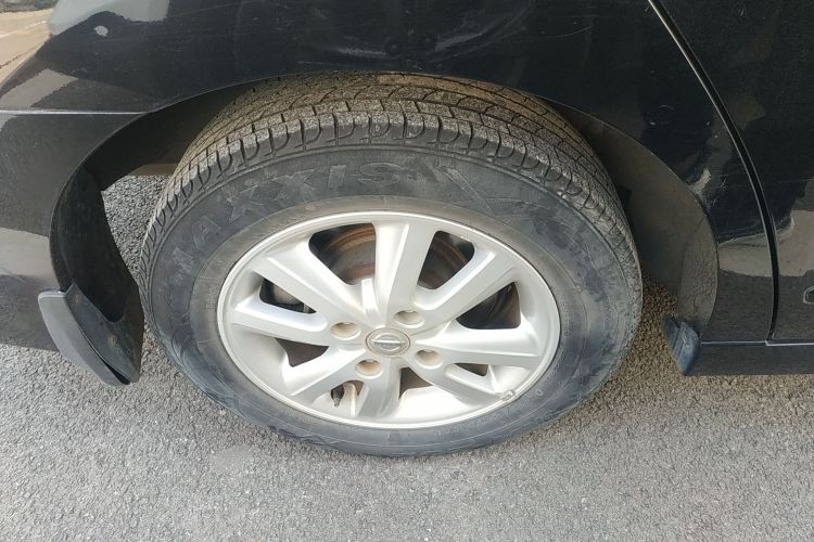 日产 轩逸 2016款 经典 1.6XE 手动领先版车身外观6008