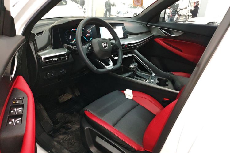 长安CS35PLUS 2021款 蓝鲸NE 1.4T DCT豪华型中控内饰19