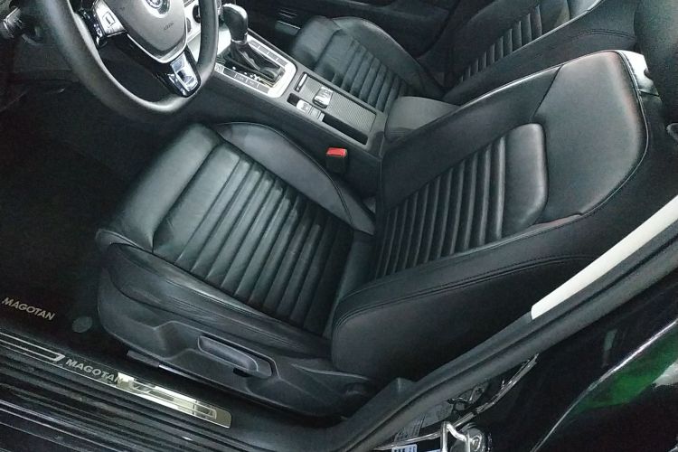 大众 迈腾 2017款 280TSI DSG 舒适型中控内饰19