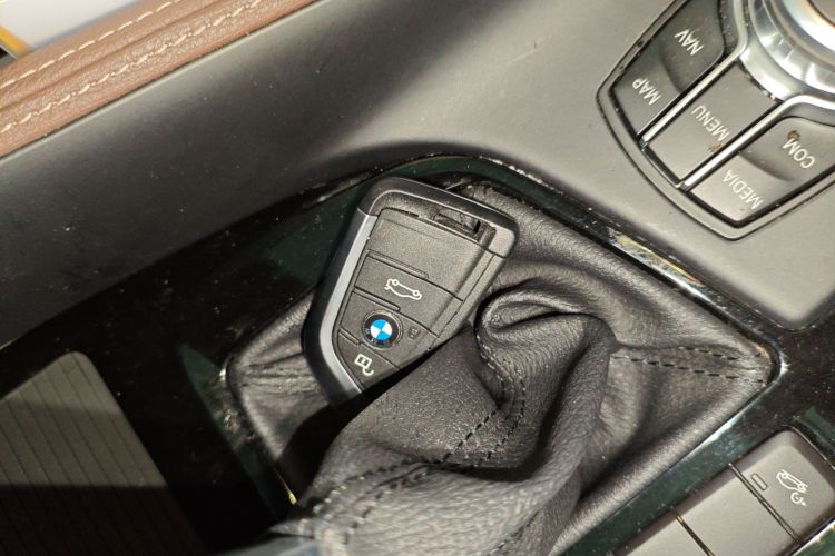 宝马X1 2019款 xDrive20Li 尊享型中控内饰11