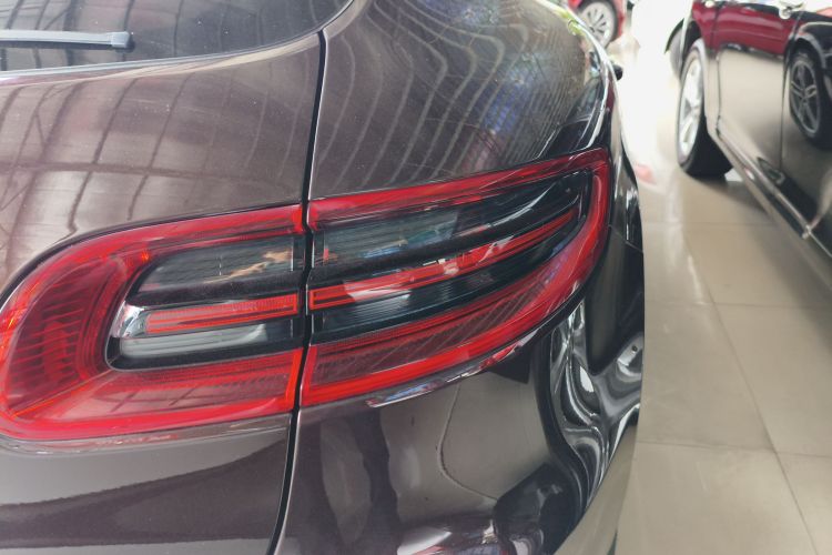 保时捷 2014款 Macan 2.0T车身外观9