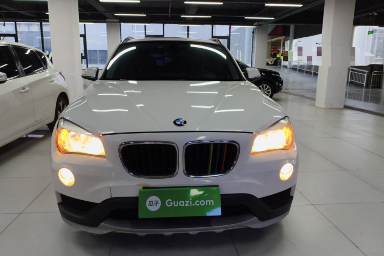 宝马X1 2014款 sDrive18i 时尚型车身外观2