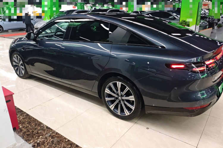 零跑汽车 零跑C01 2023款 606舒享版车身外观4