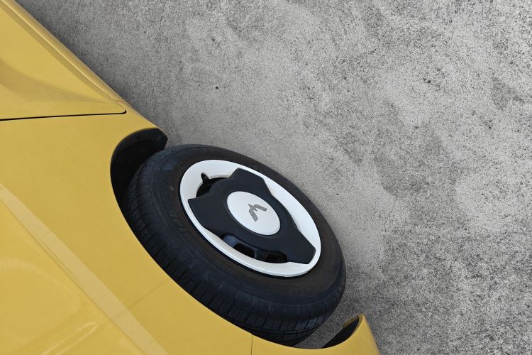 五菱汽车 宏光MINIEV 2021款 马卡龙臻享款 三元锂车身外观35