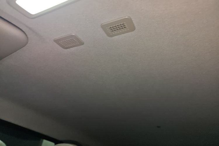 吉利银河 2025款 210km 熊猫卡丁中控内饰22